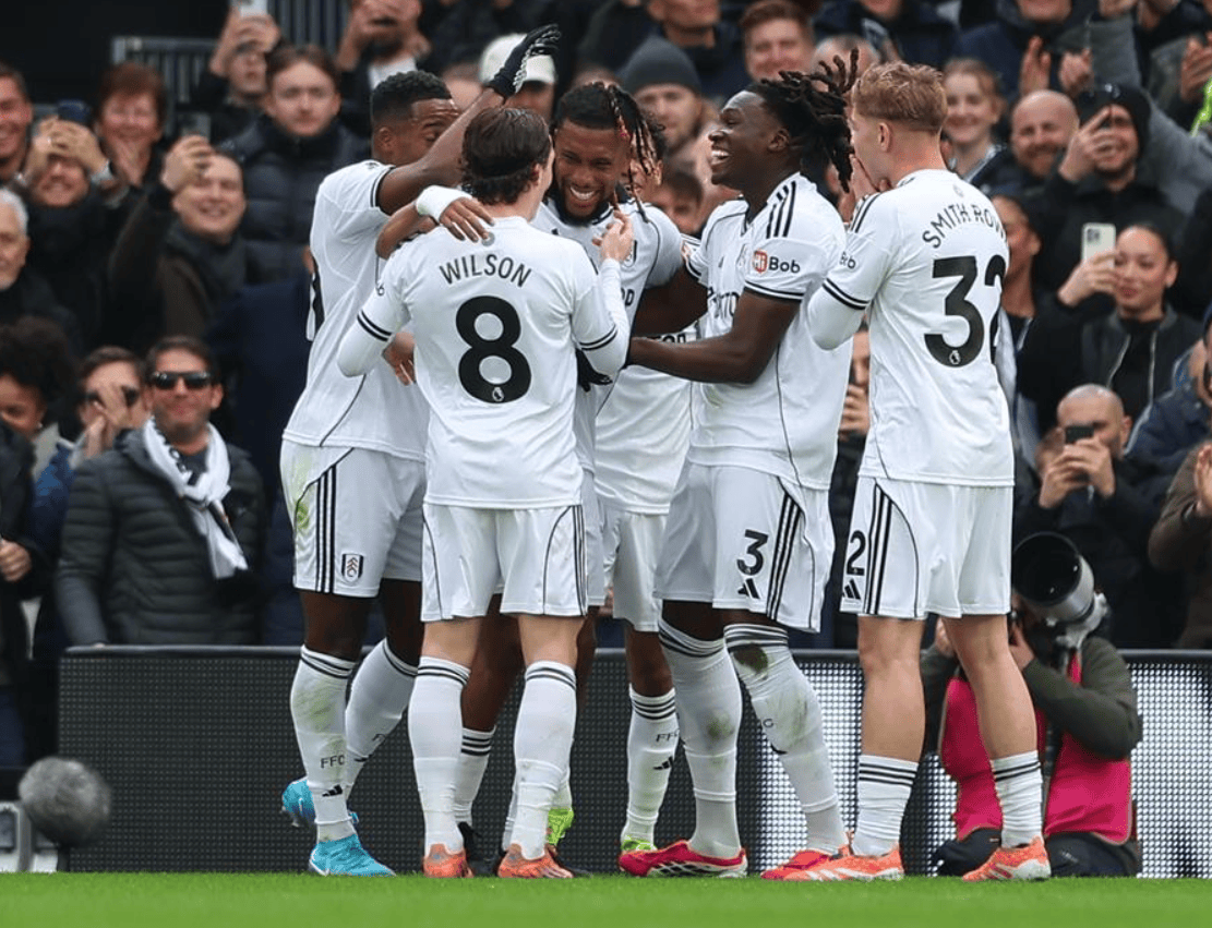 英超劲旅倒下:耻辱4连败,8.7亿豪阵也没用,掉到第16名